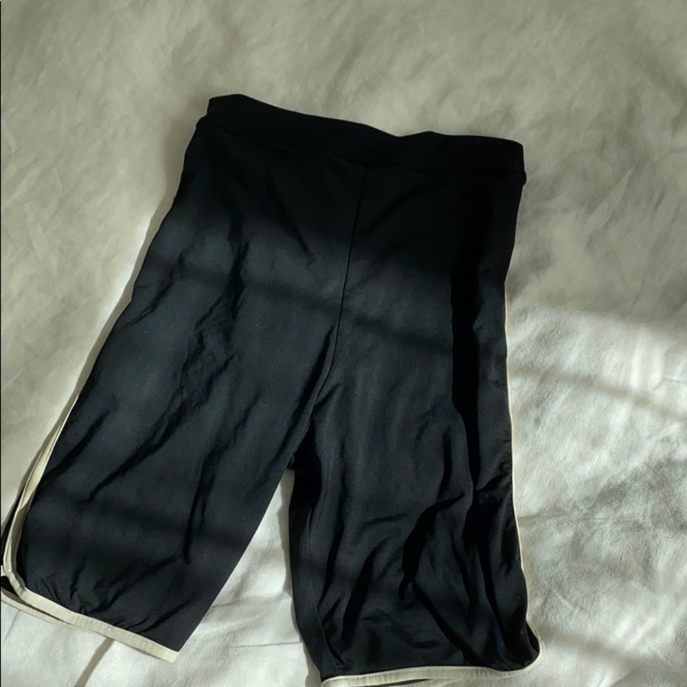 Acacia biker short